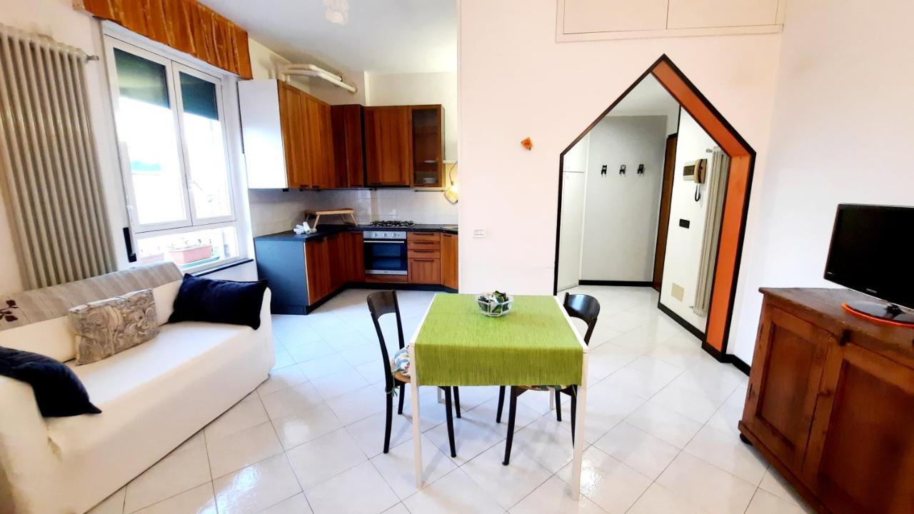 Eclettico Apartamento Rho Exterior foto